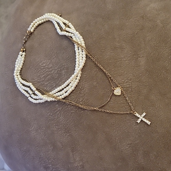 3/$30 Y2k Glass Pearl Layered Chain Cross Heart Pendant Flapper Necklace - Picture 2 of 8